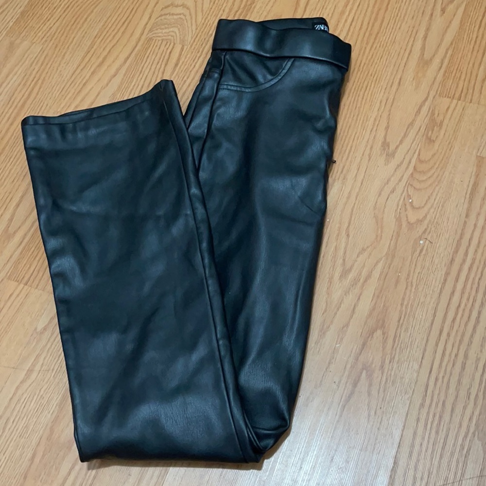 Zara Faux leather pant